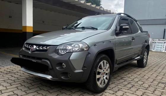 FIAT STRADA 1.8 MPI ADVENTURE CD 16V FLEX 3P MANUAL FIAT STRADA 1.8 MPI ADVENTURE CD 16V FLEX 3P MANUAL